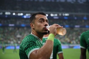 星空体育网站-李可为染红道歉 加盟中超后单赛季黄牌也创纪录