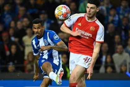 星空体育app下载-【前瞻】欧冠想晋级得主场给力 阿森纳巴萨行不行？