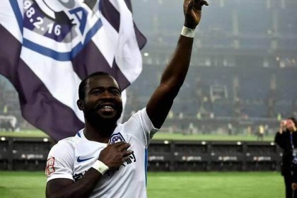 星空体育app下载-阿奇姆彭：我是天津队队长 球队命运未定不会离开