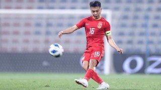 星空体育app下载-温家宝：国际比赛节奏更快 希望比第一场打得更好