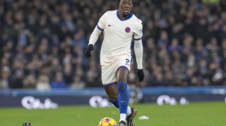 星空体育下载-英媒：西汉姆联有意租金斯基、迪萨西，但需先终止胡里奥的租借