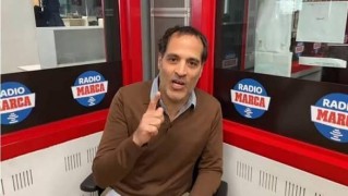 星空体育在线网页版-马卡评论员：现在的巴塞罗那就是费尔明和他的10个队友