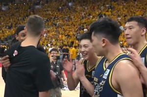 星空体育下载-赢了北京队3分！杜锋感慨万千，大赞广东队1人